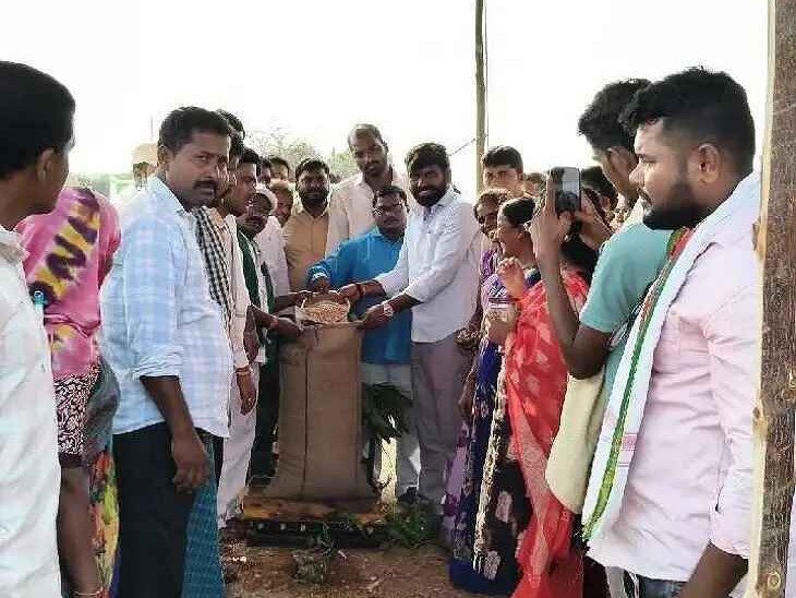 ‘కొనుగోలు కేంద్రాల్లోనే ధాన్యం విక్రయించాలి’