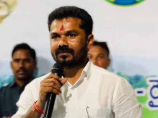 ‘జీవో జారీలో ఎమ్మెల్యే చొరవ చూపాలి’