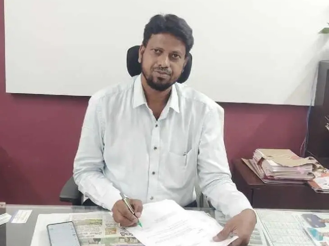 బాధ్యతలను స్వీకరించిన పెగడపల్లి నూతన తహసీల్దార్