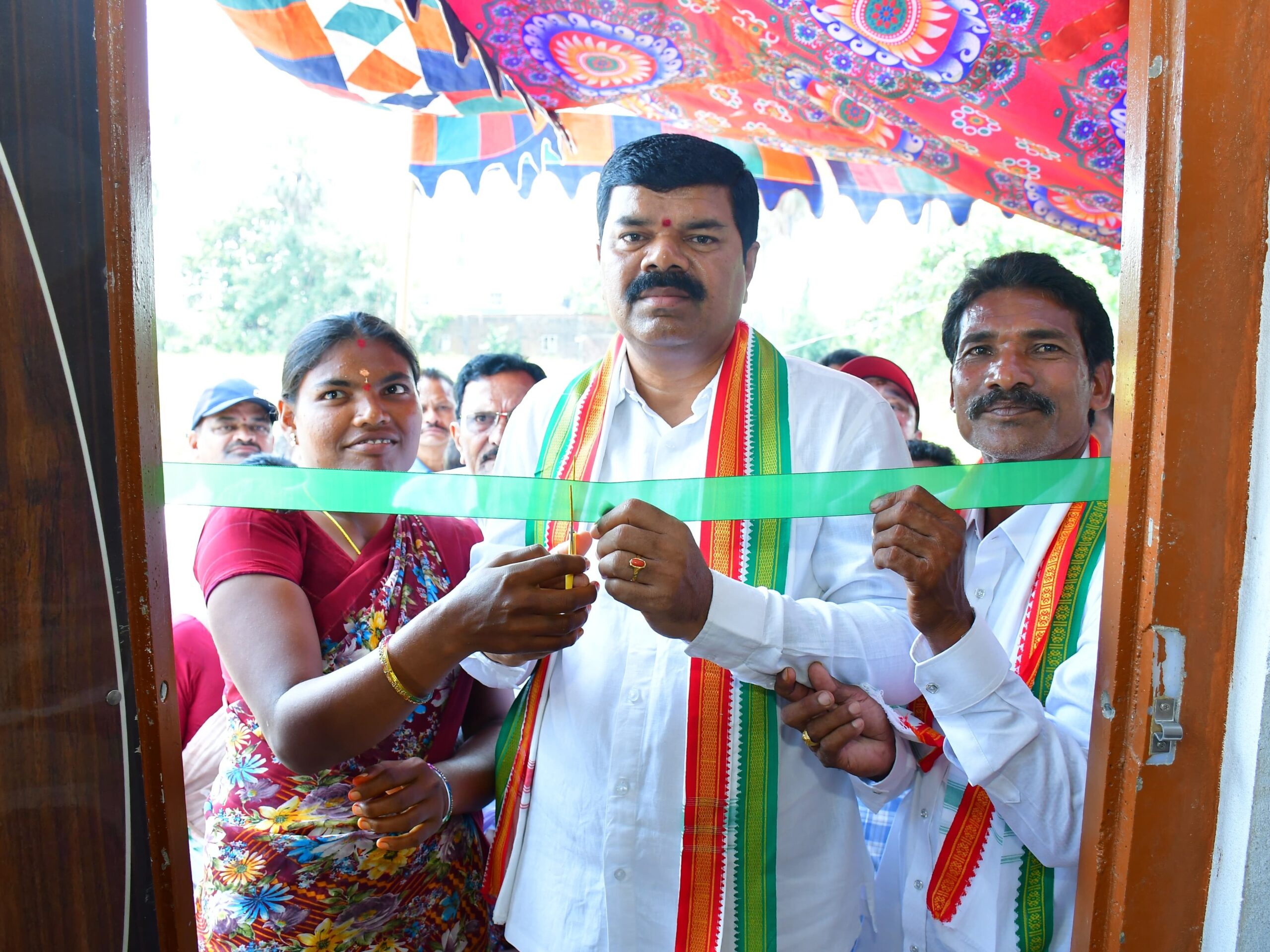 ప్రభుత్వ  సంక్షేమంతో పేదల సొంతింటి కల సహకారం