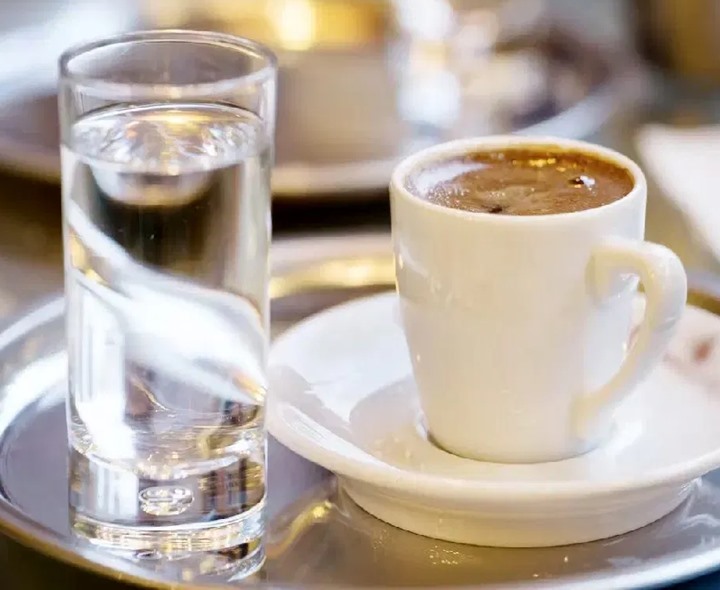 టీ తాగిన వెంటనే నీళ్లు తాగుతున్నారా..?