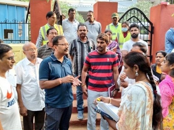 ఉప్పల్ సర్కిల్ పరిధిలో కమిషనర్ పర్యటన