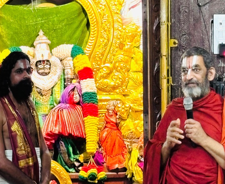 నరసింహస్వామిని దర్శించుకున్న చినజీయర్ స్వామి