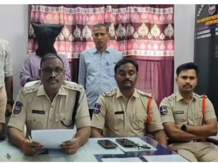 దంపతులపై దాడి చేసిన వ్యక్తి అరెస్ట్