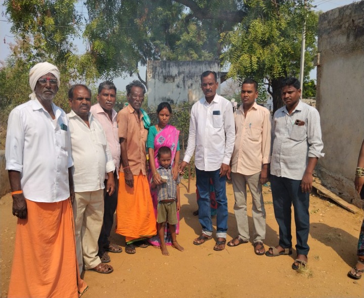 చాకలిపల్లి లో మృతుడి కుటుంబానికి ఆర్థిక సహాయం