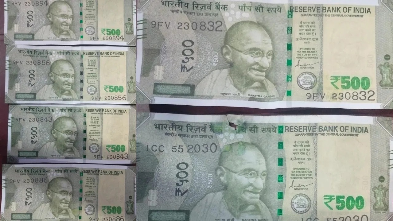 ఫేక్ కరెన్సీ కలకలం.. ముగ్గురు యువకులు అదుపులోకి