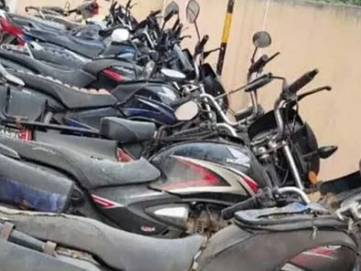 రేపు ఎక్సైజ్ వాహనాల బహిరంగ వేలం