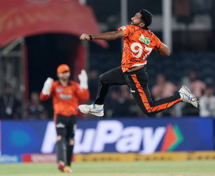 BREAKING: ఢిల్లీపై హైదరాబాద్ విజయం