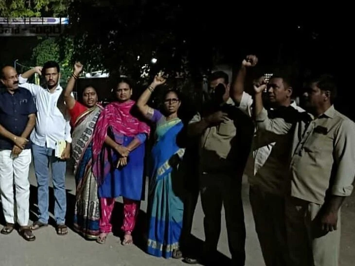 మధిరలో ఆర్టీసీ కార్మికుల సమ్మె ఉధృతం