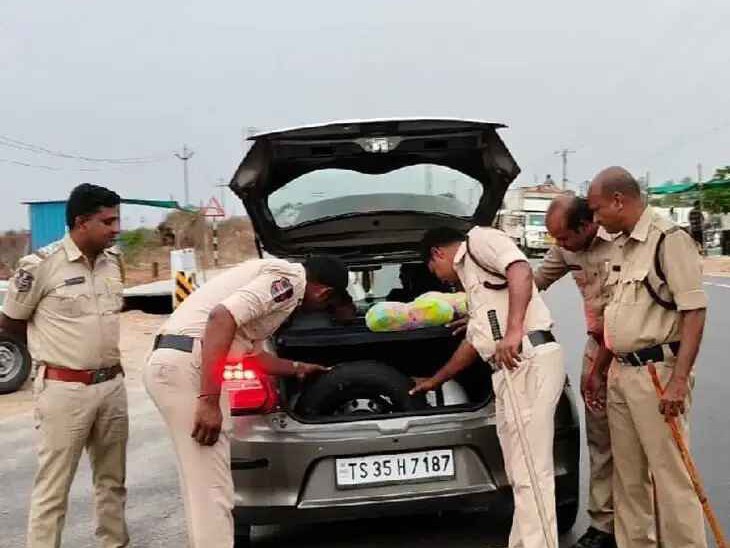 రామాయంపేటలో ఎక్సైజ్ అధికారుల తనిఖీలు