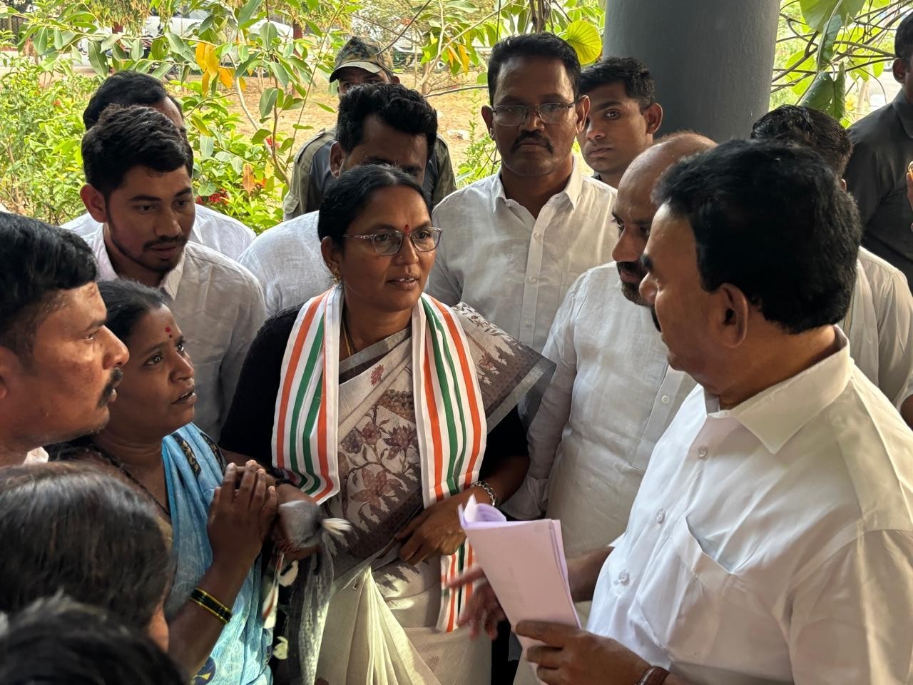 ‘ఆదివాసీలకు పర్యాటక ప్రదేశాలు చూపించడం ఆనందదాయకం’