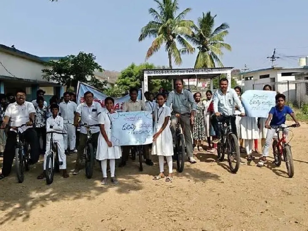 సిర్పూర్‌ ఉన్నత పాఠశాలలో ధరిత్రి దినోత్సవం