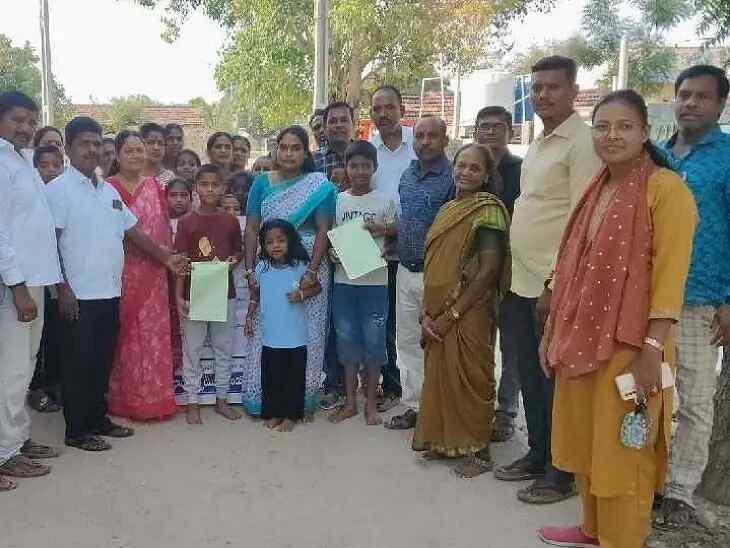 బడిబాటలో ఒకేరోజు 40 కొత్త అడ్మిషన్లు