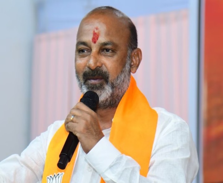 NDSA ఛైర్మన్‌పై చర్యలు తీసుకోవాలి: బండి సంజయ్