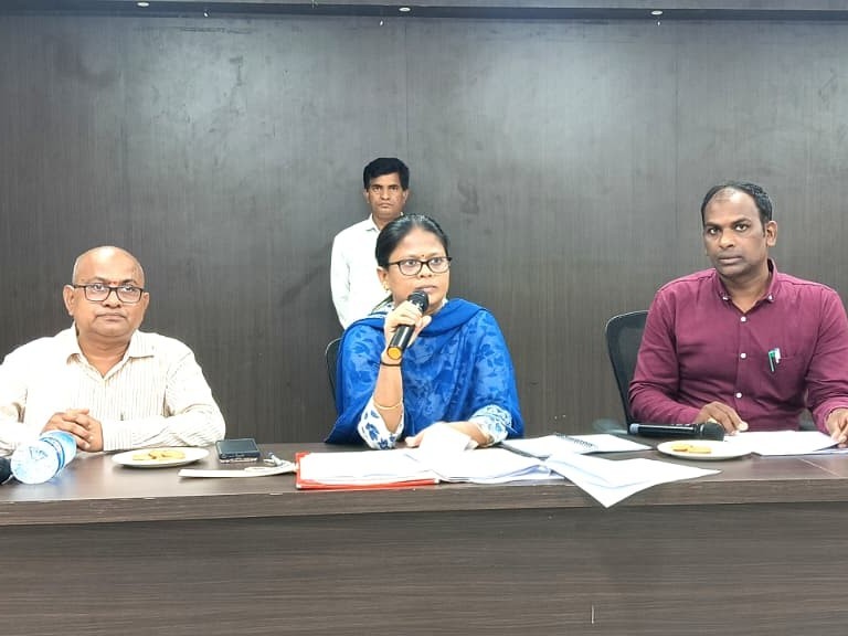 ‘పరీక్షల నిర్వహణలో లోటుపాట్లు ఉండకూడదు’