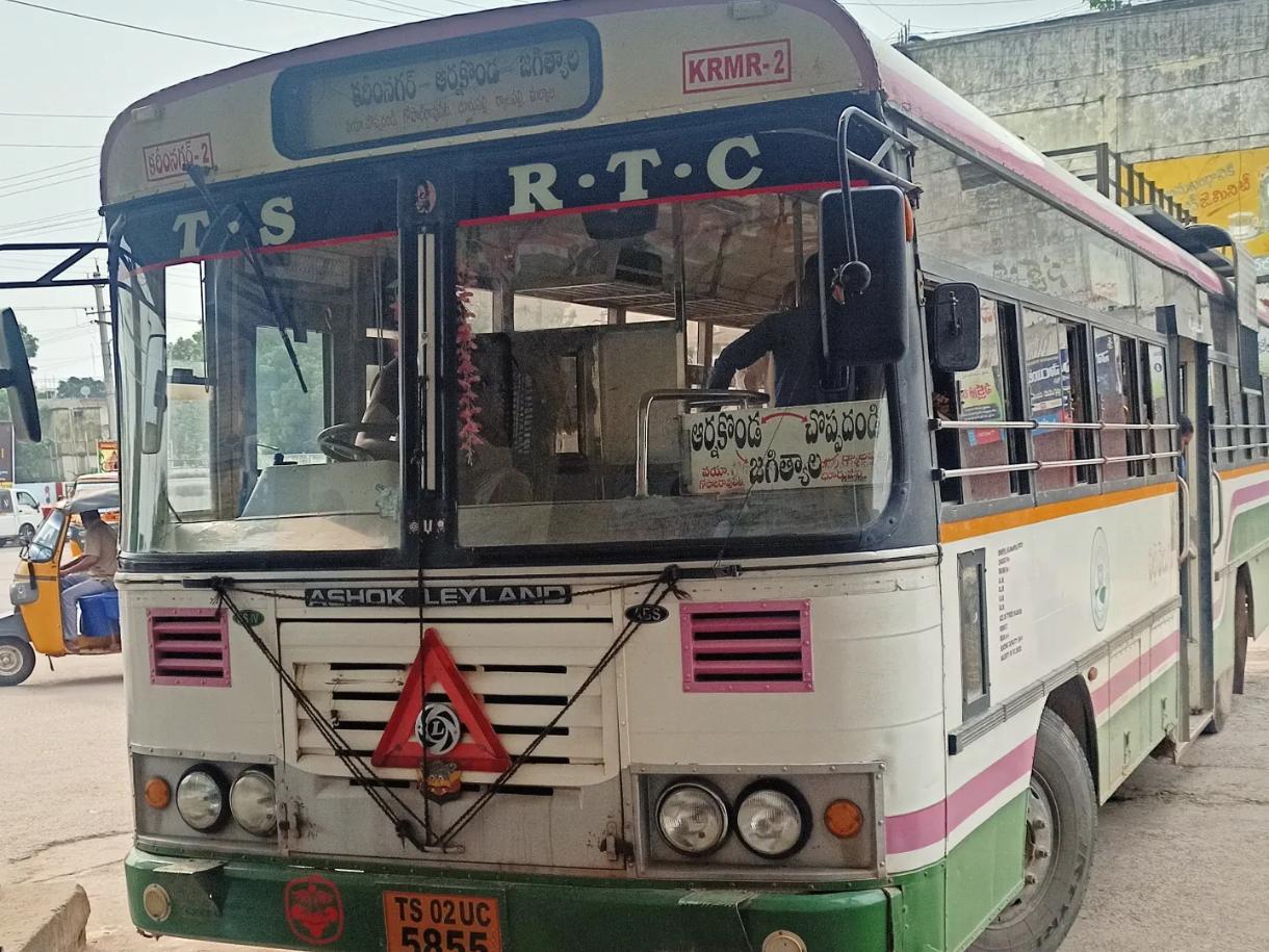 ఆర్టీసీ సమ్మె ప్రభావం.. తాత్కాలిక ఉద్యోగాల భర్తీ