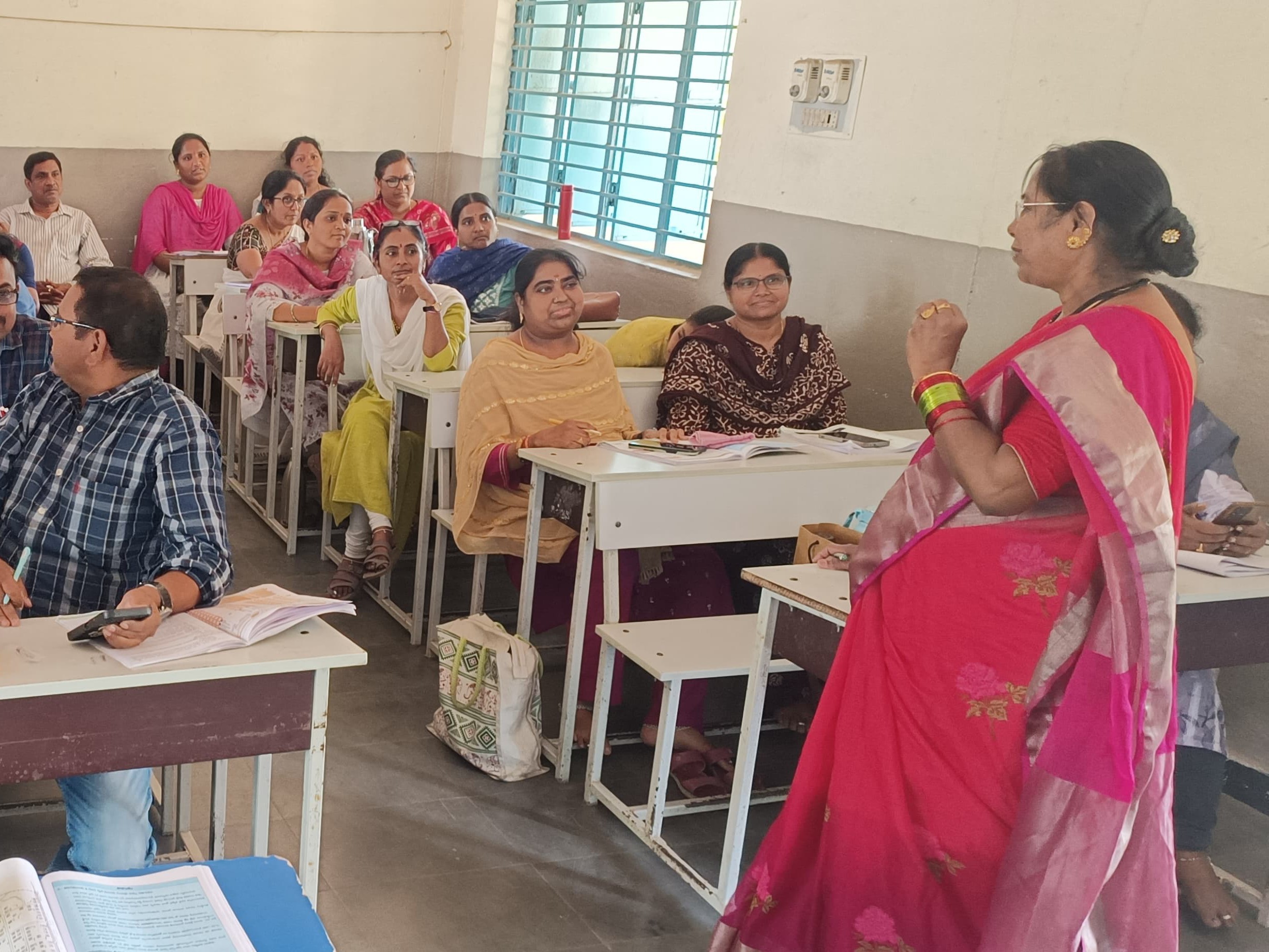సర్వేను పకడ్బందీగా నిర్వహించాలని ఎంపీడీవో సూచన