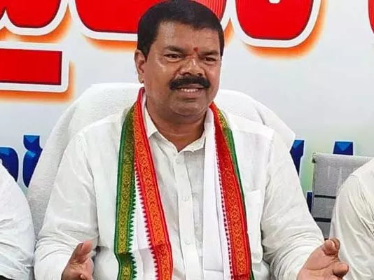 మణుగూరులో మంత్రి పొంగిలేటి టూర్