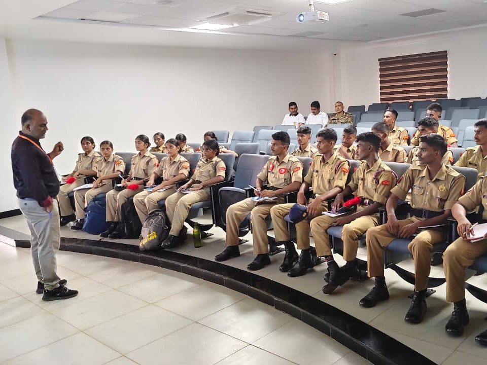 18 బెటాలియన్ ఆధ్వర్యంలో హైటెక్ శిక్షణ