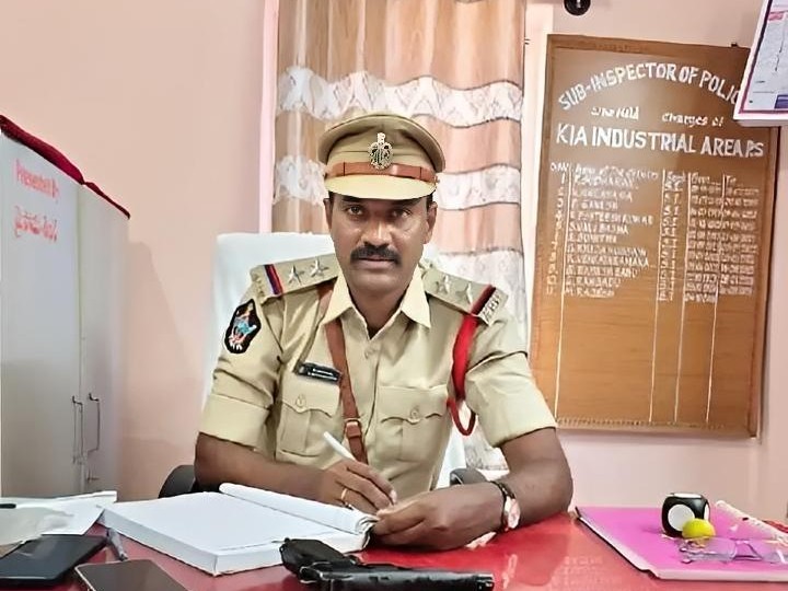 కియా పోలీస్ స్టేషన్ నూతన ఎస్సైగా రాఘవయ్య