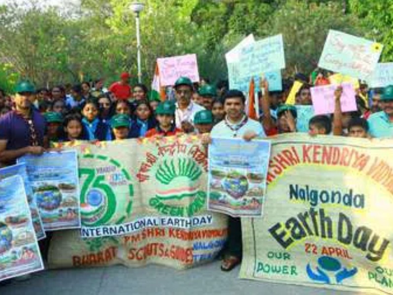 సింగిల్ యూజ్ ప్లాస్టిక్ నిషేధించండి: కలెక్టర్