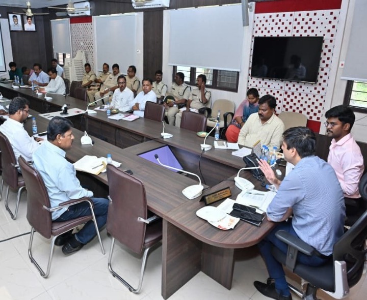 ‘సోలార్ రూఫ్ టాఫ్‌పై అవగాహన కల్పించాలి’