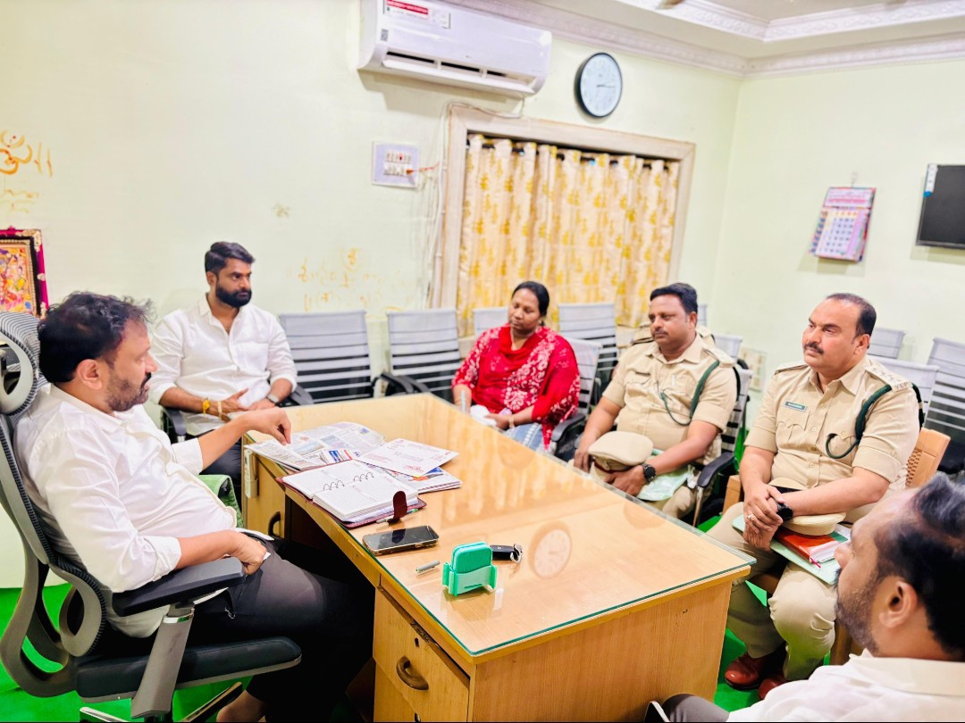 ‘అటవీ సమస్యలను పరిష్కరించాలి’