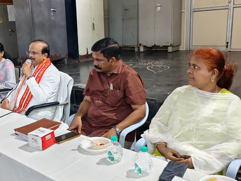 చందనోత్సవం విజయవంతం.. సిబ్బందికి అభినందనలు