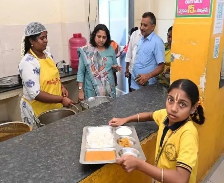 ‘అన్న క్యాంటీన్లలో పరిశుభ్రతకు ప్రాధాన్యం’