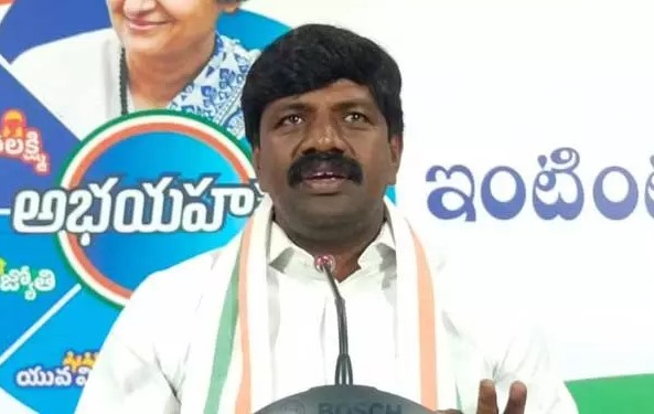 హైకోర్టు తీర్పును BRS నేతలు వక్రీకరిస్తున్నారు: ప్రభుత్వ విప్
