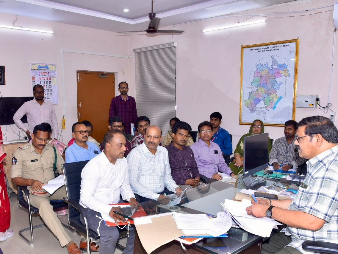 ‘నీట్ పరీక్షకు పగడ్బందీ ఏర్పాట్లు చేయాలి’