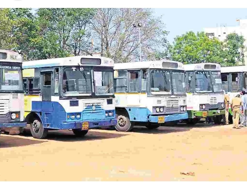 రెండువ రోజు కొనసాగుతున్న ఆర్టీసీ కార్మికుల సమ్మె