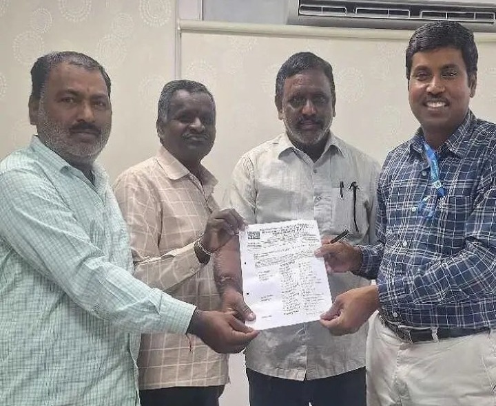 ‘కాంట్రాక్టు కార్మికుల సమస్యలను పరిష్కరించాలి’