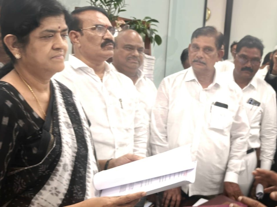 ‘అదనపు జిల్లా కోర్టును మంజూరు చేయాలి’