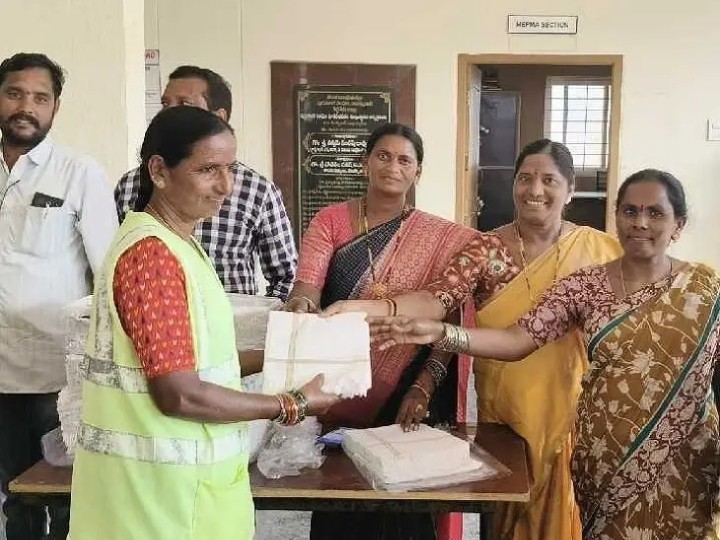 ‘కార్మికులు జాగ్రత్తలు తీసుకోవాలి’