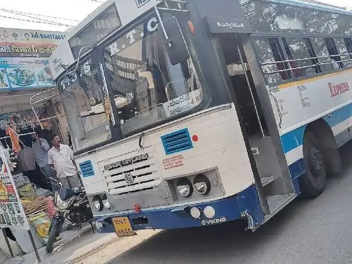 అద్దె బస్సులతో ప్రయాణికులకు ఊరట..!