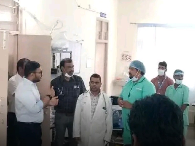 ఏరియా ఆసుపత్రిలో కలెక్టర్ ఆకస్మిక తనిఖీ