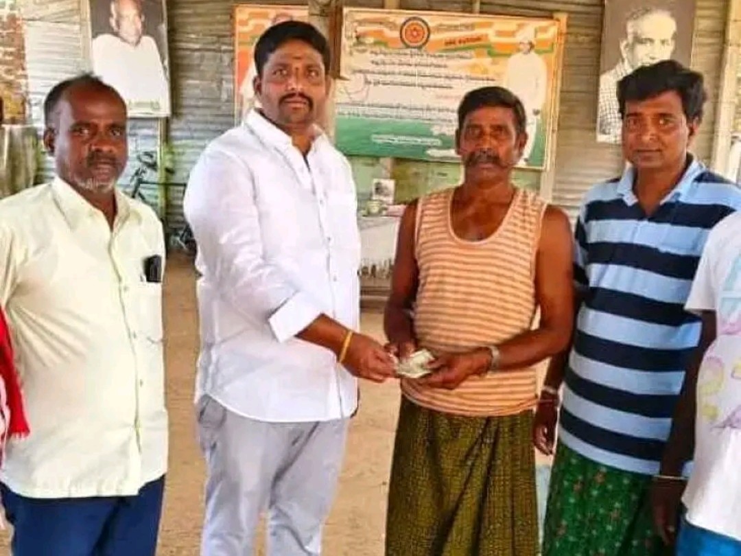 ముత్యాలమ్మ దేవాలయానికి  విరాళం