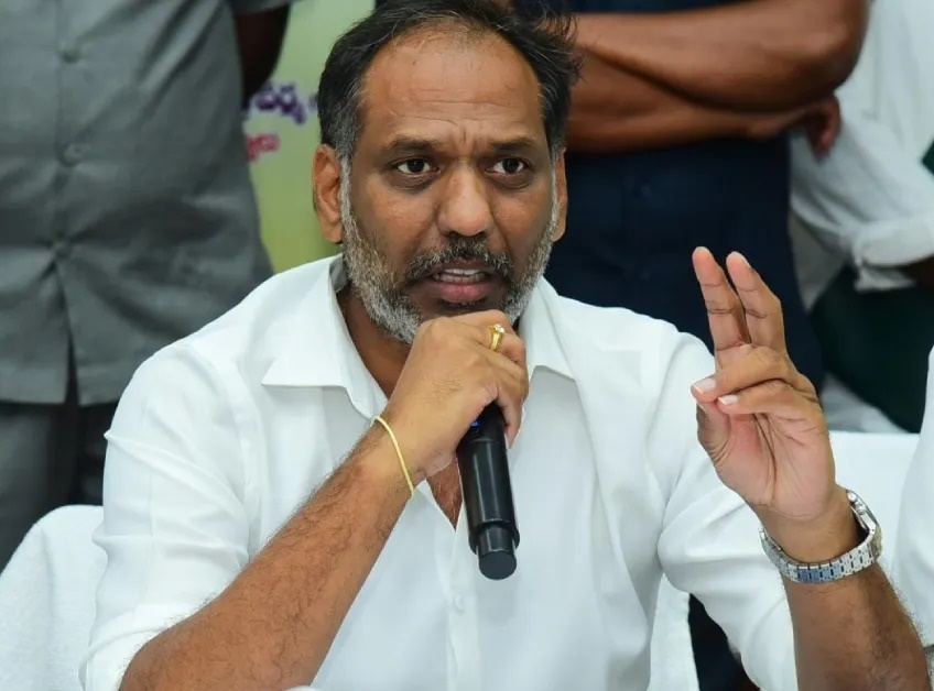 విద్యుత్ శాఖపై మాట్లాడే హక్కు YCPకి లేదు: గొట్టిపాటి