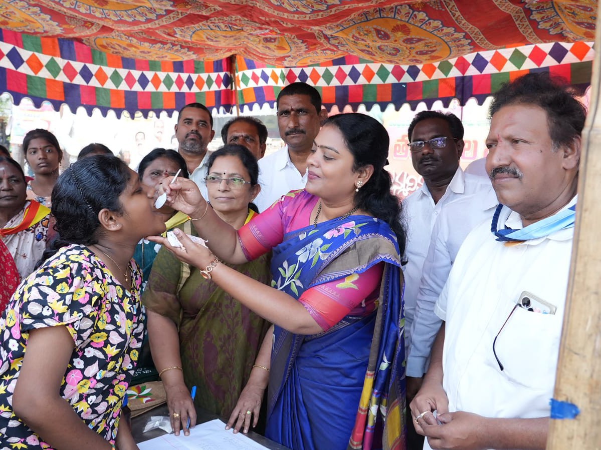 వడదెబ్బ నివారణకు ఉచిత మందుల పంపిణీ