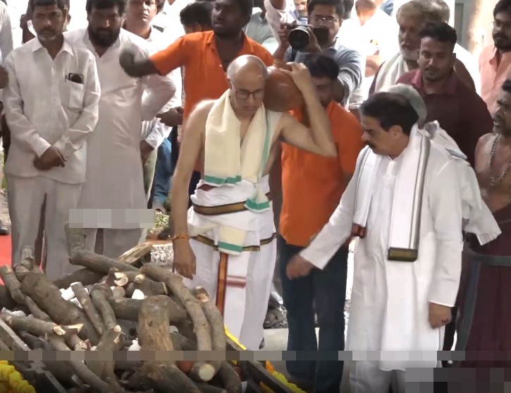 ముగిసిన నాదెండ్ల భాస్కర్ రావు అంత్యక్రియలు