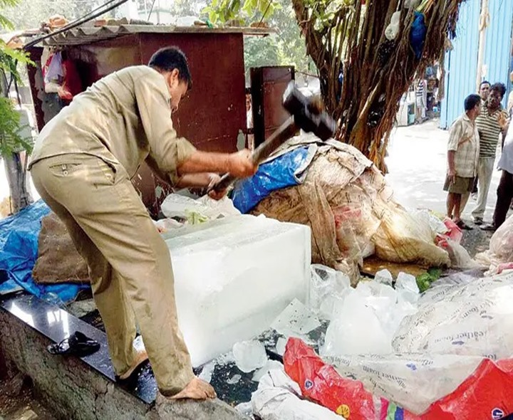 ఐస్ కలిపిన జ్యూస్ తాగుతున్నారా?