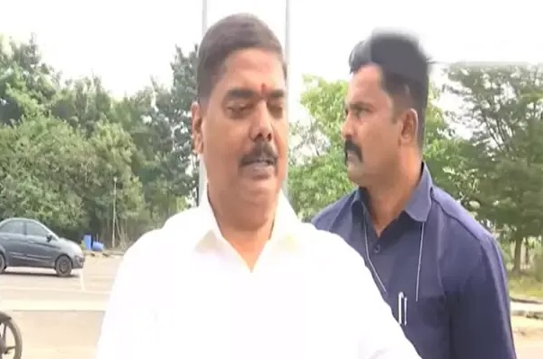 మాజీ MLC జయమంగళ రాజీనామా తిరస్కరణ