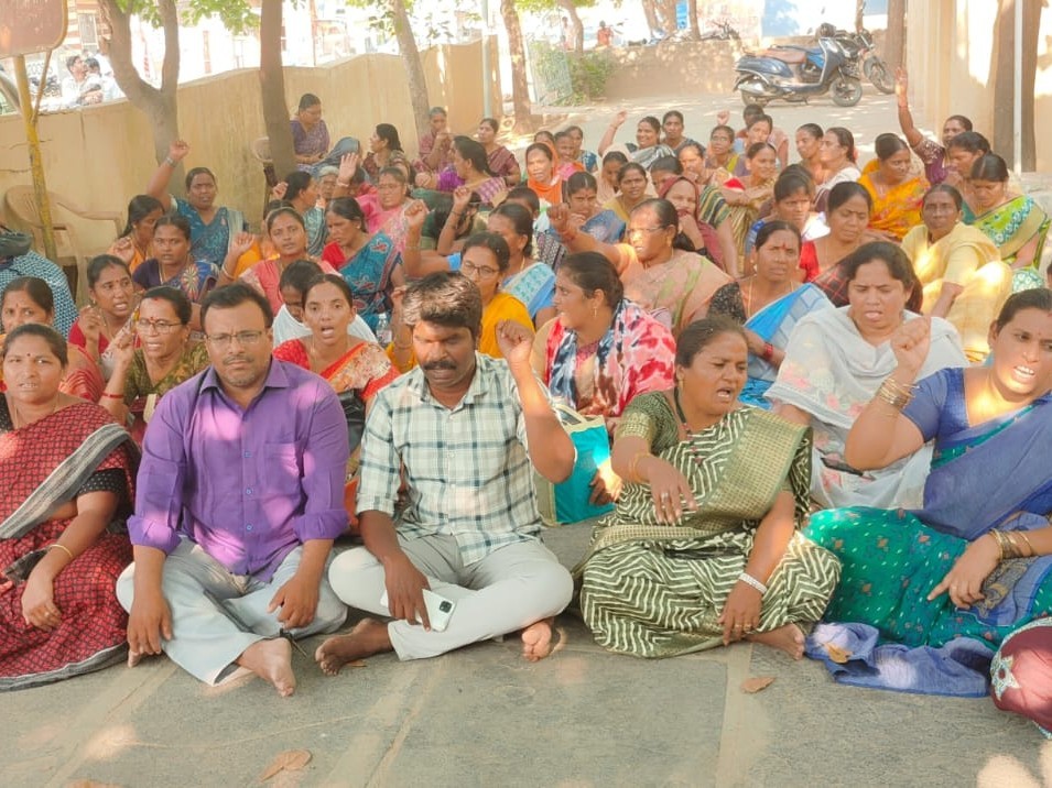 ‘అంగన్వాడీలకు వేసవి సెలవులు ఇవ్వాలి’