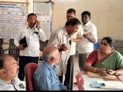 ‘విద్యార్థుల పట్ల అప్రమత్తంగా ఉండాలి’