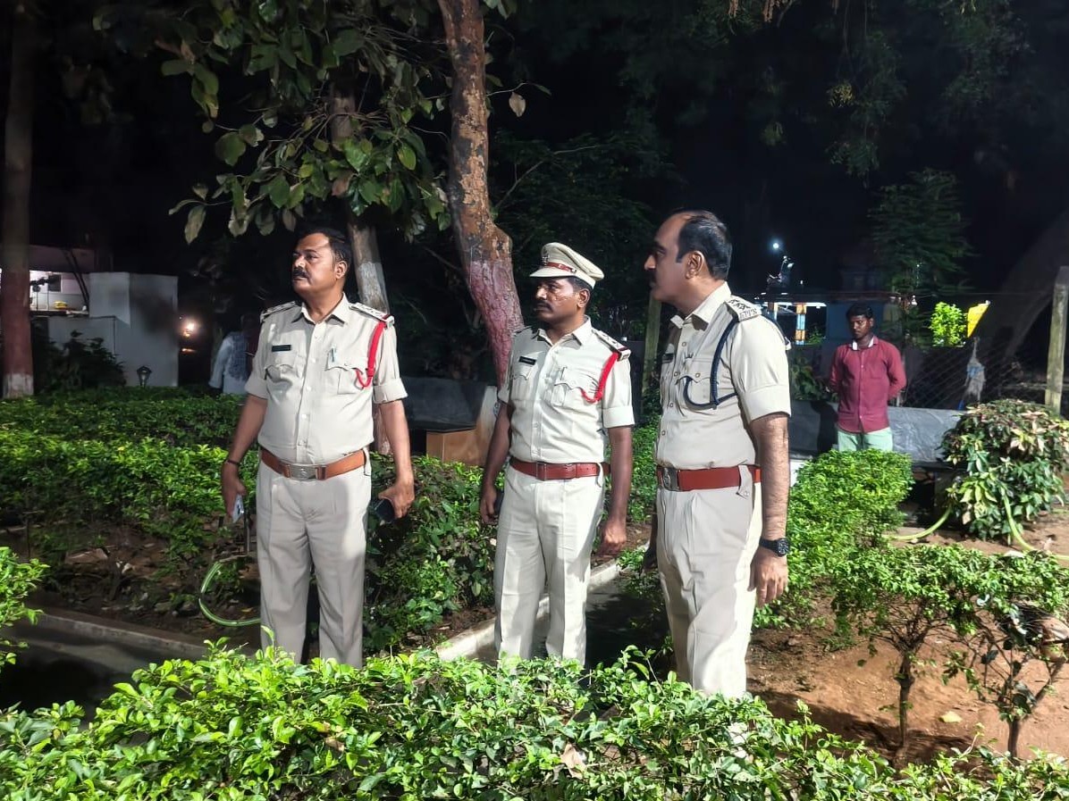 గుడిపాల పోలీస్ స్టేషన్‌ను తనిఖీని చేసిన డీఎస్పీ