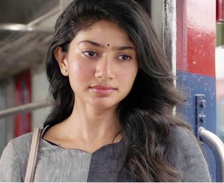 ఆ సమయంలో వెక్కి వెక్కి ఏడ్చాను: సాయి పల్లవి