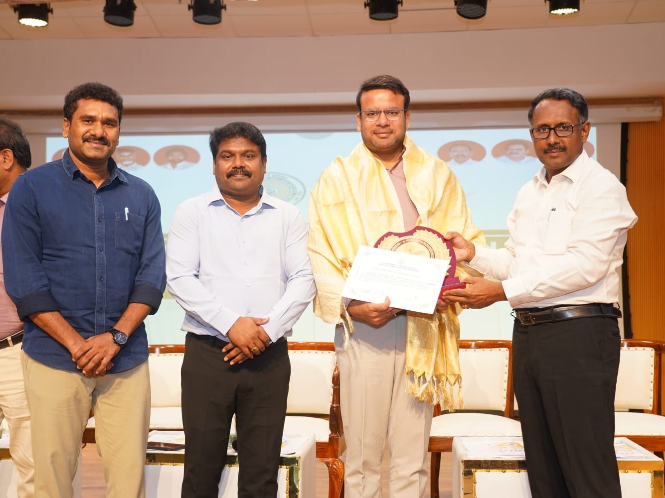 ఆస్తి పన్నులో జీవీఎంసీకి రాష్ట్ర అవార్డు