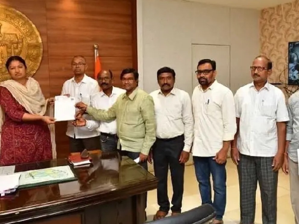 జనగణన శిక్షణ వేళలు మార్చాలని కలెక్టర్‌కు వినతి