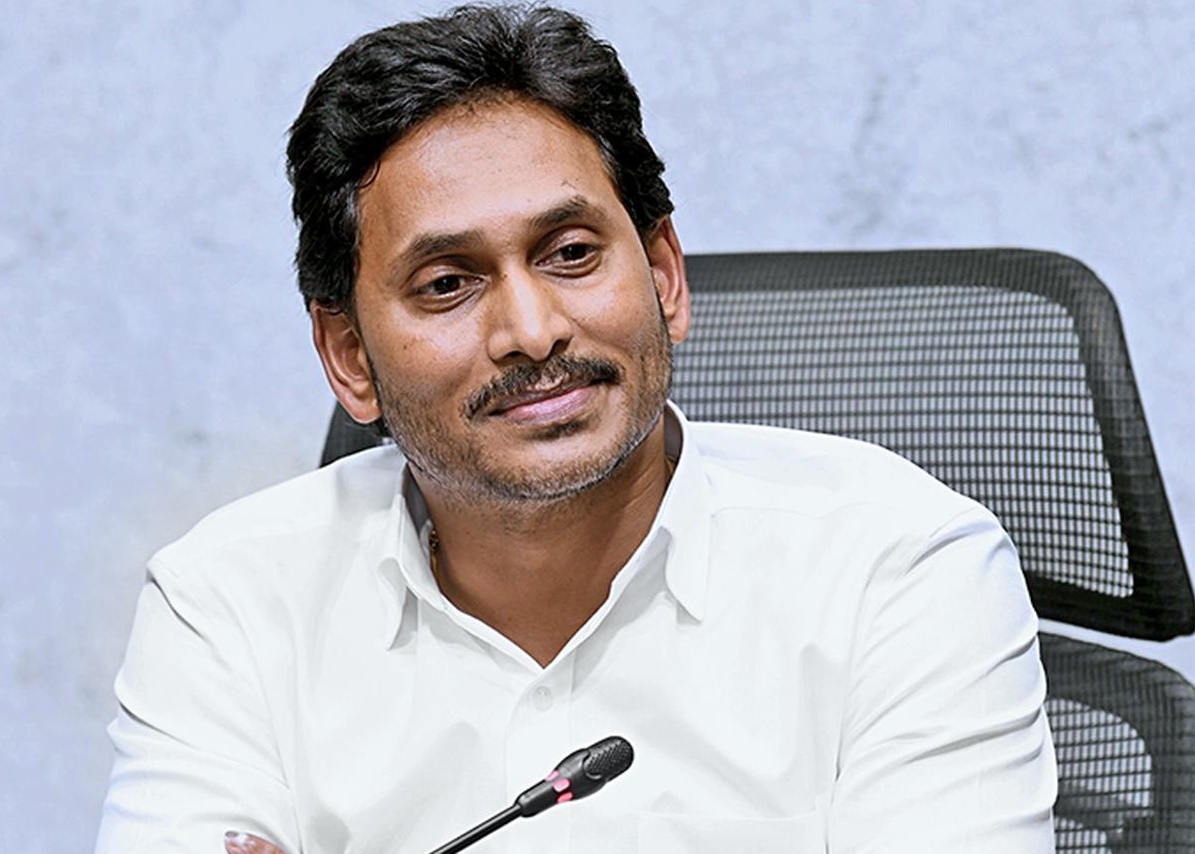 జస్టిస్ లీసా గిల్‌కు జగన్ శుభాకాంక్షలు